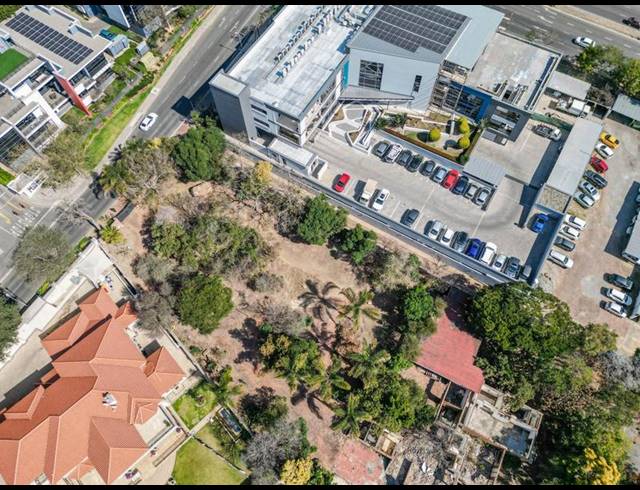 LAND FOR SALE IN BRYANSTON